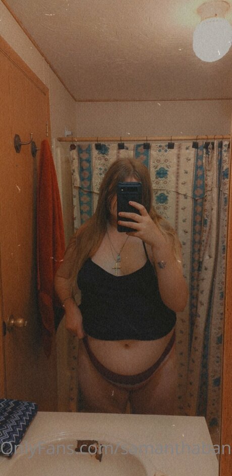 Adeliamarlene topless onlyfans