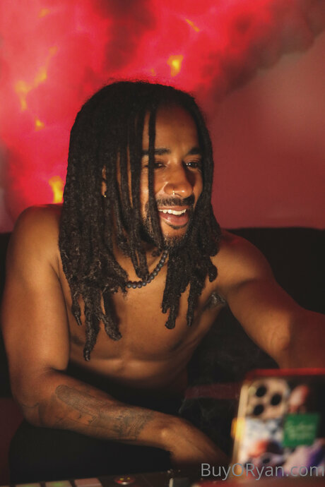 Oryanoryan onlyfans leaks.