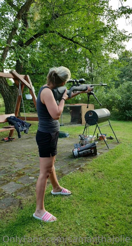 Samanthajolie onlyfans pics