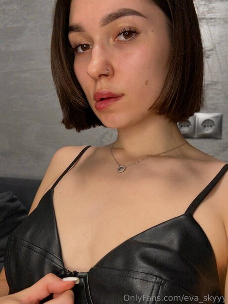 Eva Skyyy porn onlyfans leak