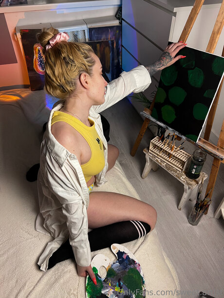 Sweet Artist onlyfans sexy