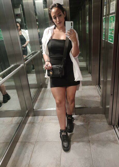 Amelia3107 onlyfans nide