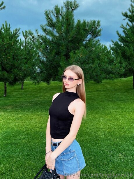 Brightanna18 nude leak onlyfans