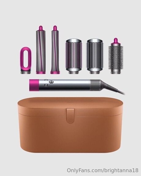 Brightanna18 onlyfans striptease