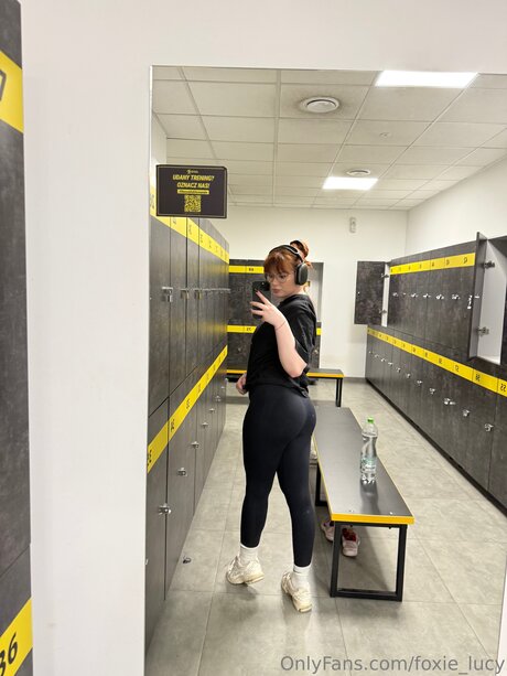 Foxie Lucy onlyfans post