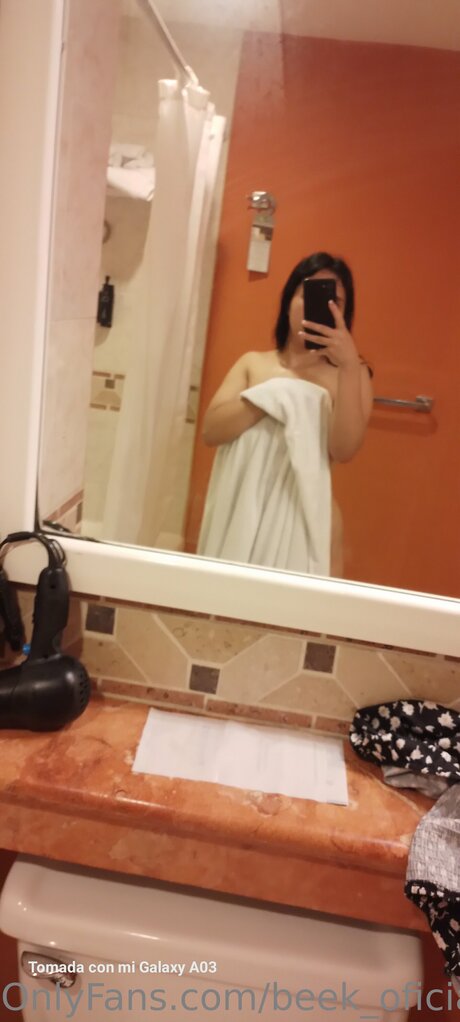 Beek Oficial onlyfans sextape leak