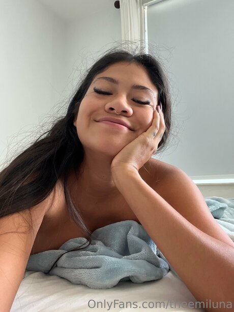 Theemiluna onlyfans striptease