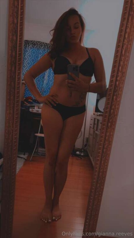 Gianna Reeves new onlyfans