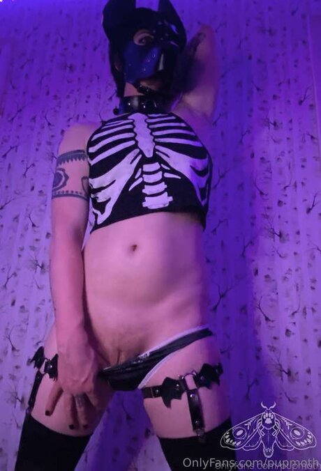 Pupmoth nude on onlyfans