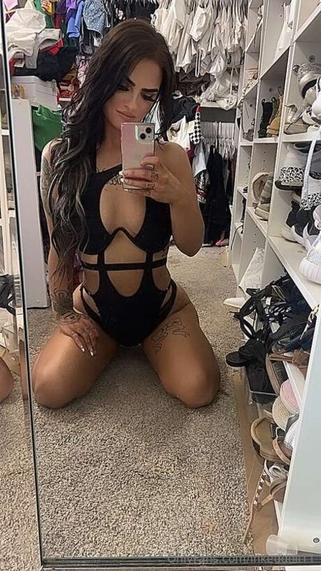 Inkeddoll11 only fans nude