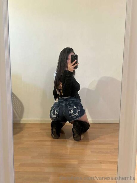 Vanessashemlis leaked onlyfans porn