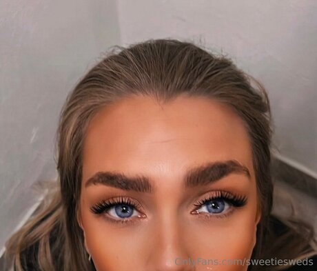 Sweetiesweds onlyfans leaked.