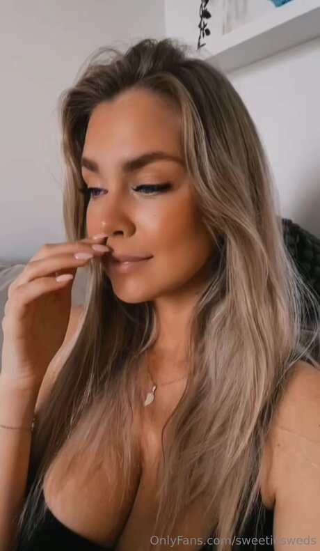 Sweetiesweds onlyfans page