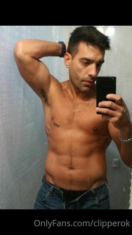 Clipperok onlyfans model images