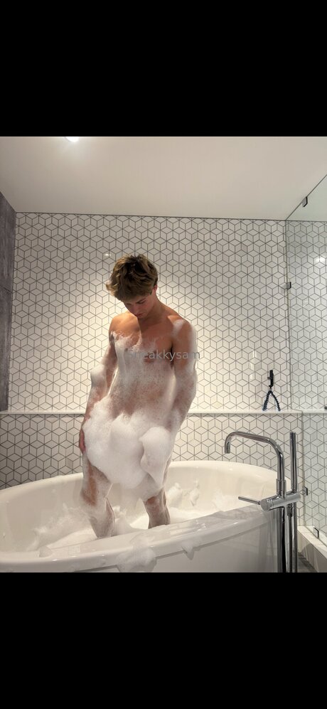 Sneakkysam onlyfans nude tits