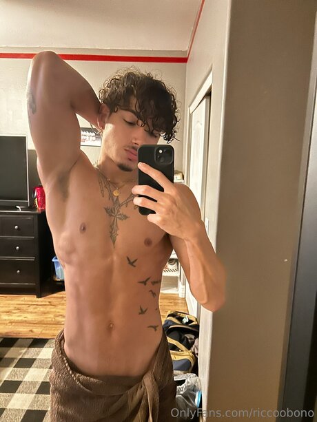 Riccoobono onlyfans leaks.