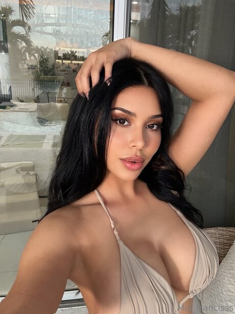 Miafrancis free only fans
