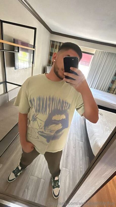 Aktivenattraktive porn onlyfans