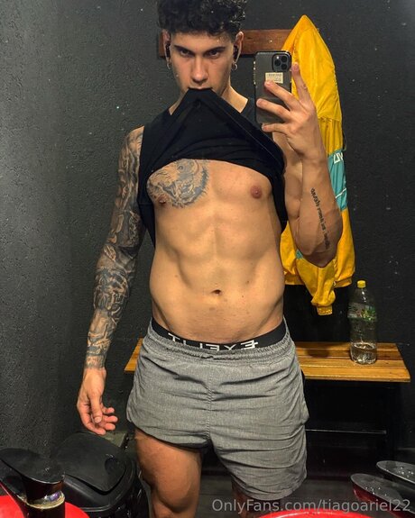 Tiagoariel22 onlyfans striptease