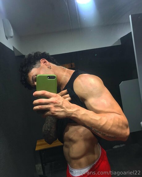 Tiagoariel22 free onlyfans