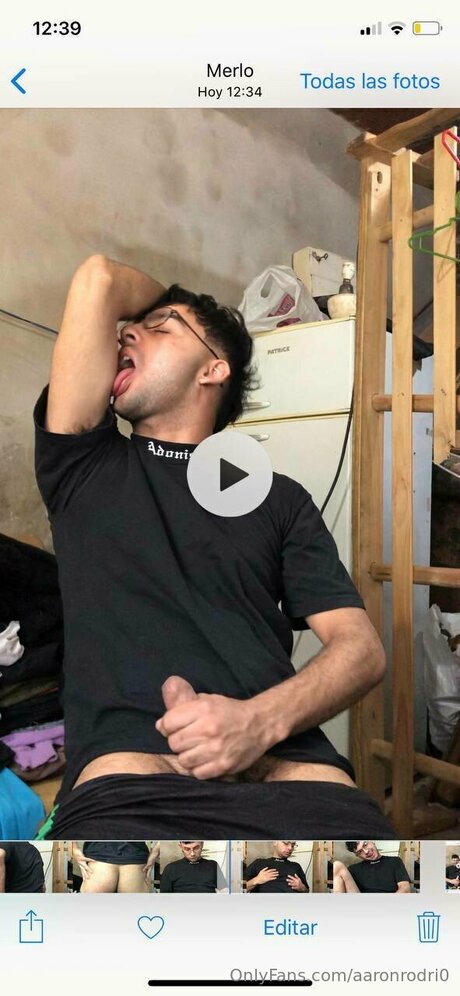 Aaronrodri0 onlyfans nude pictures