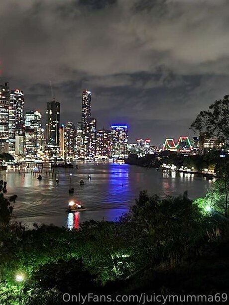 Juicymumma69 nude only fans leaks