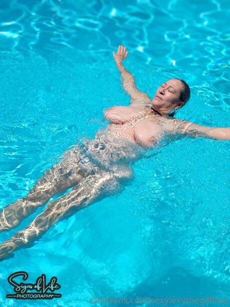 Sexylexythegilffree onlyfans leaks.