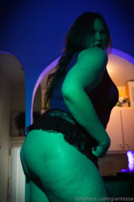 Giantessa sextape onlyfans