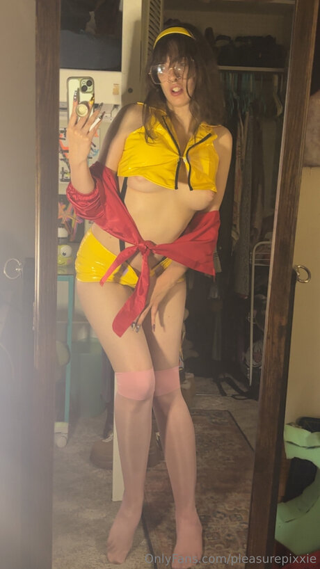 Pleasurepixxie onlyfans de