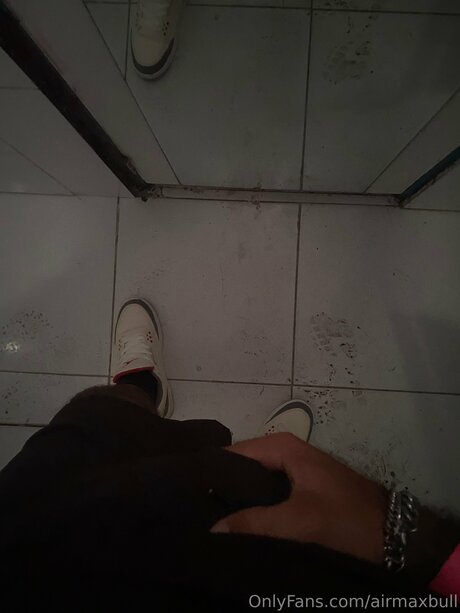 Airmaxbull onlyfans porn leaks