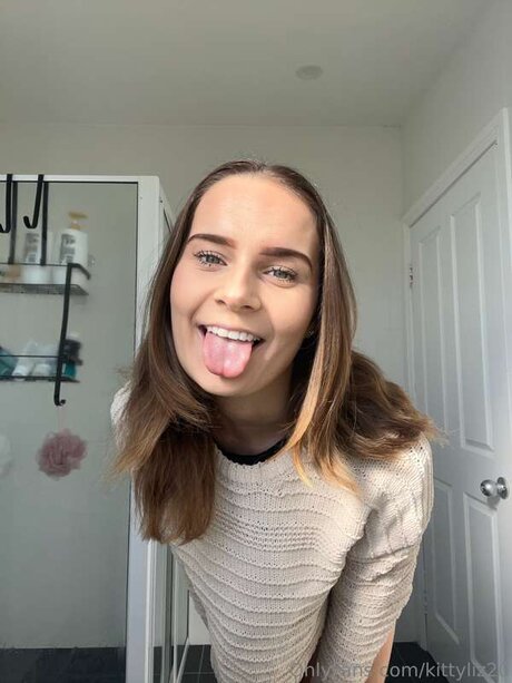 Kittyliz20 onlyfans leaked.