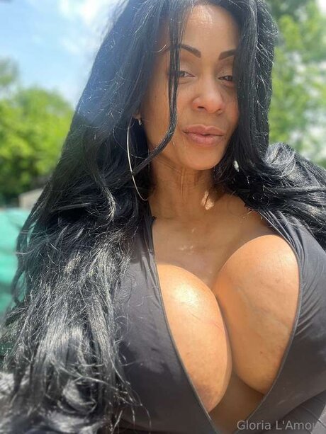 Glorialamour onlyfans leak fuck