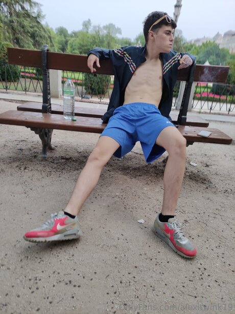 Alexitwink19 onlyfans photo