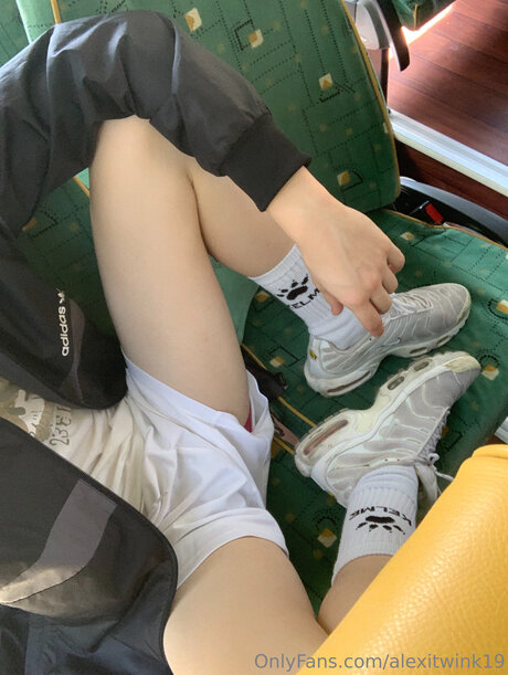 Alexitwink19 onlyfans leak nude