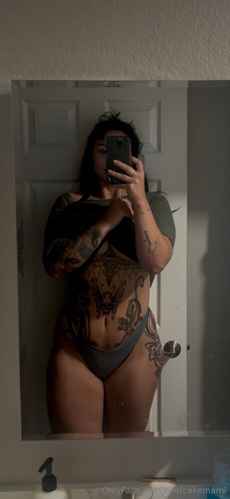 Beefcakemami onlyfans nude pictures