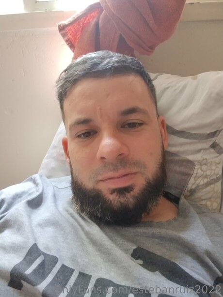 Estebanruiz2022 onlyfans naked pics