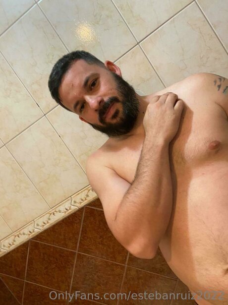 Estebanruiz2022 onlyfans fotos