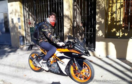 Mikefantasies onlyfans model photo