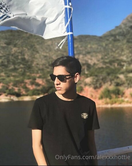 Alexxxhottie onlyfans naked pics