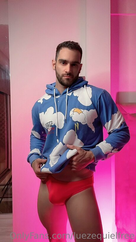 Luezequielfree onlyfans leak