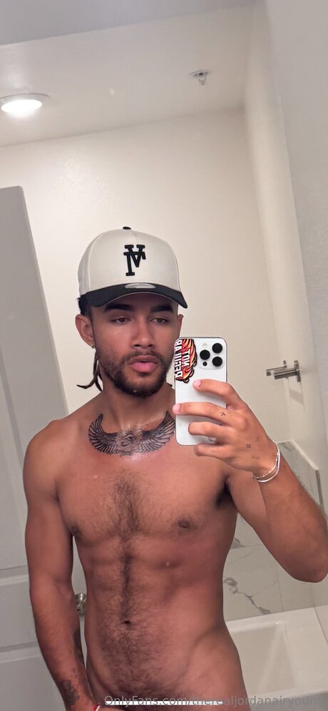 Therealjordanairyoung onlyfans leaked porn