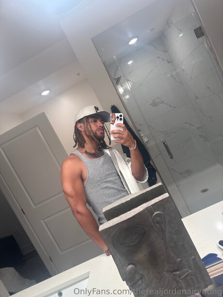 Therealjordanairyoung naked only fans
