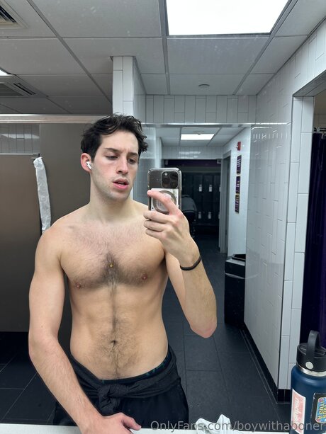 Boywithaboner leaks onlyfans