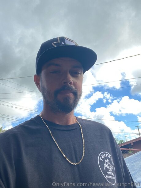 Hawaiian Punch808 onlyfans for free