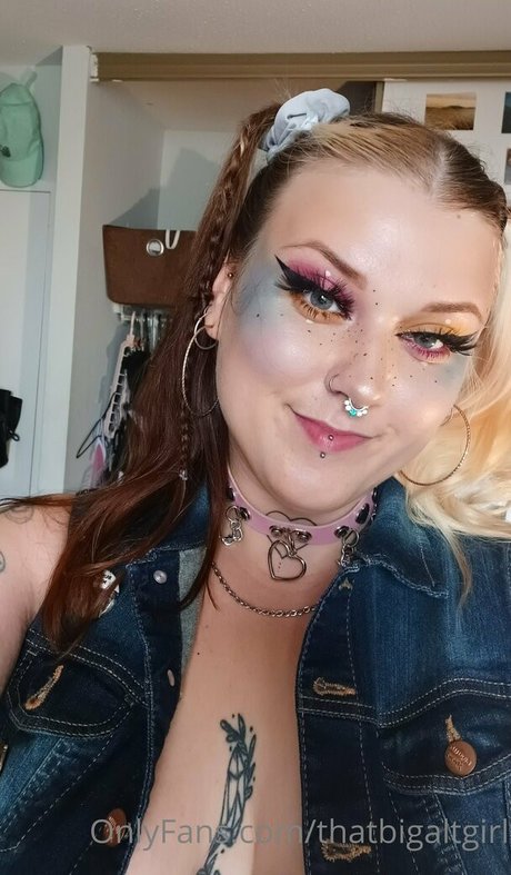 thatbigaltgirl onlyfans full