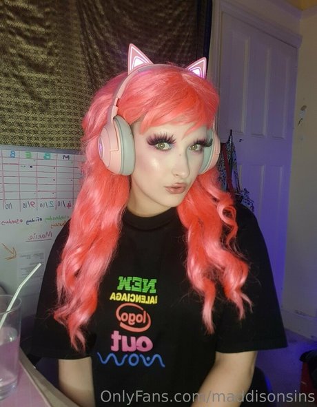 maddisonsins naked onlyfans leak
