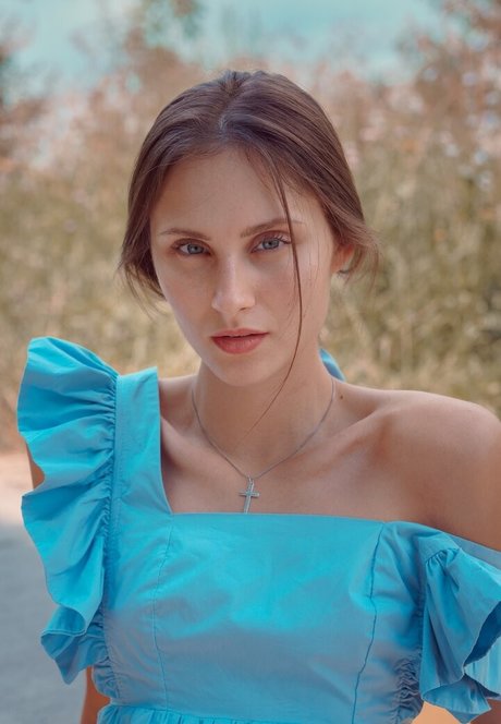 Alina Atavina on onlyfans