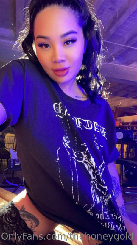 thehoneygold leaked nude onlyfans