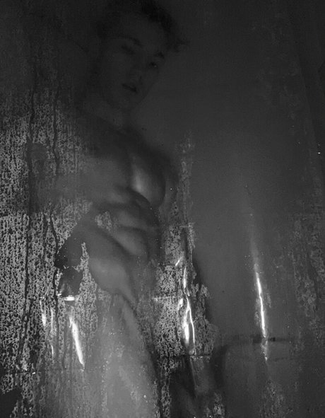 hazel hoffman Profile pic