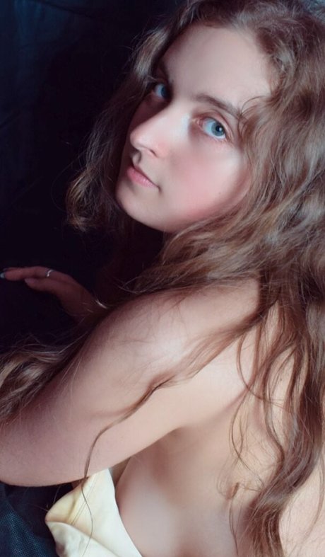 Laila Wolf onlyfans ass